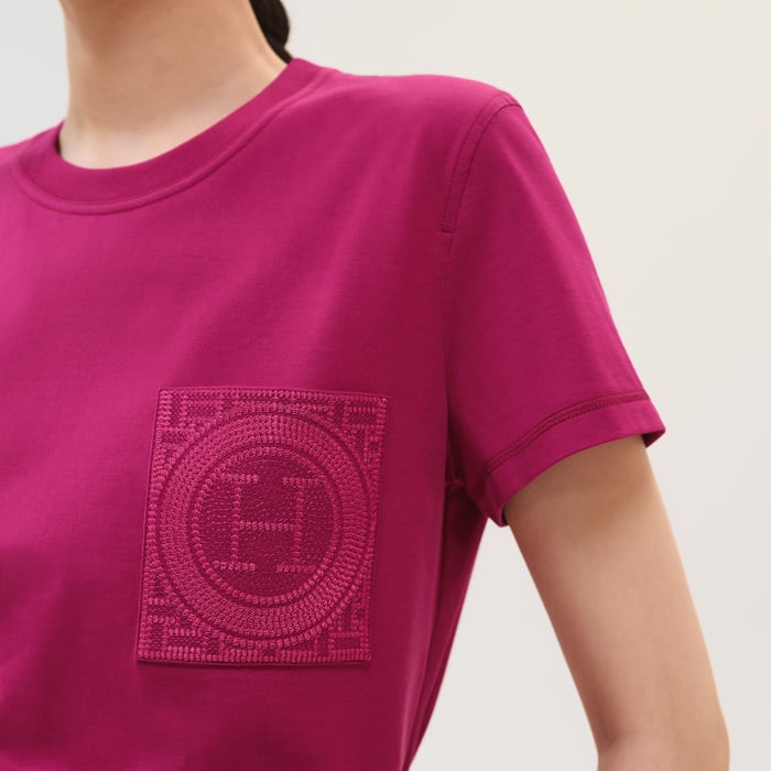 Rose Bougainvillier Embroidered Pocket T-shirt