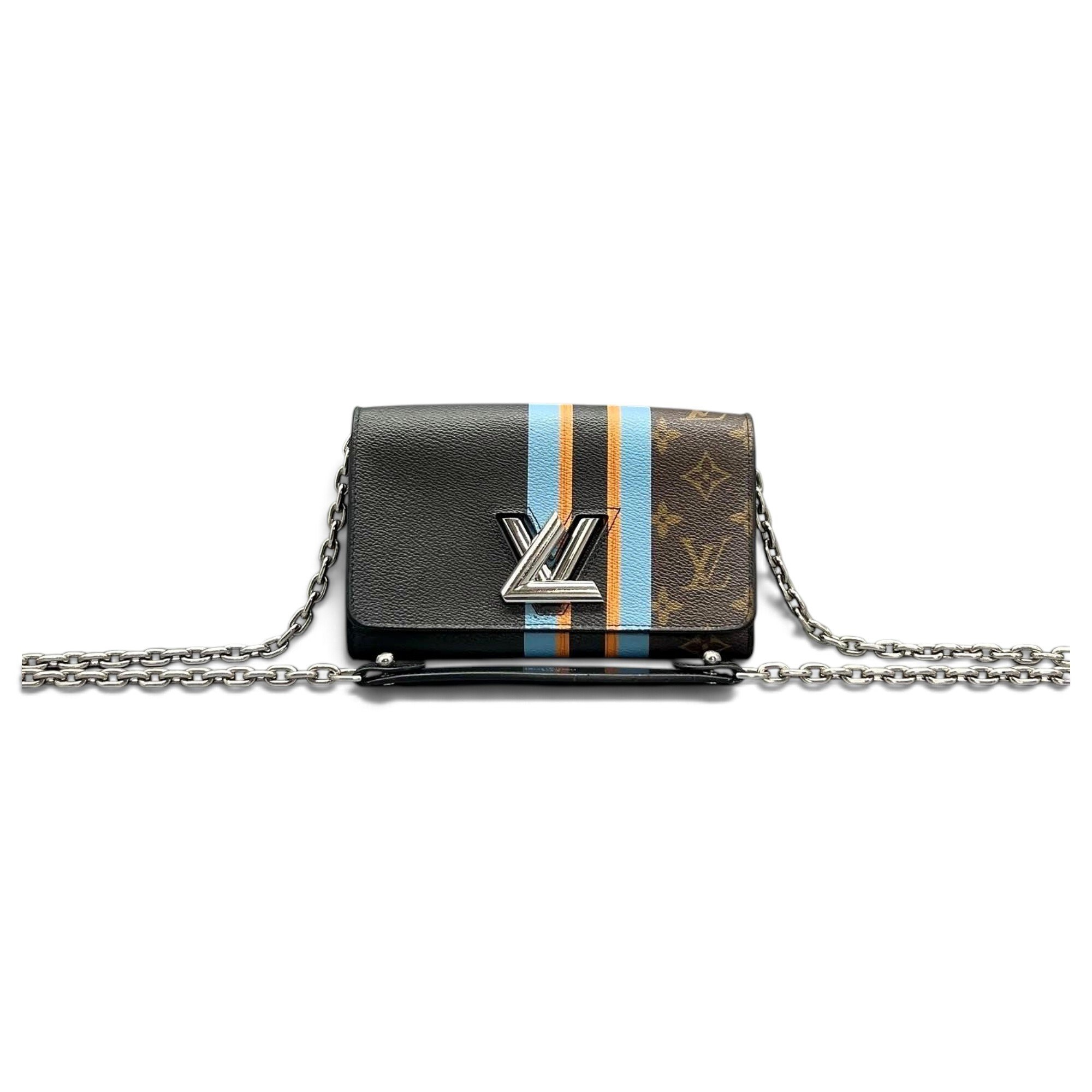 Twist leather handbag