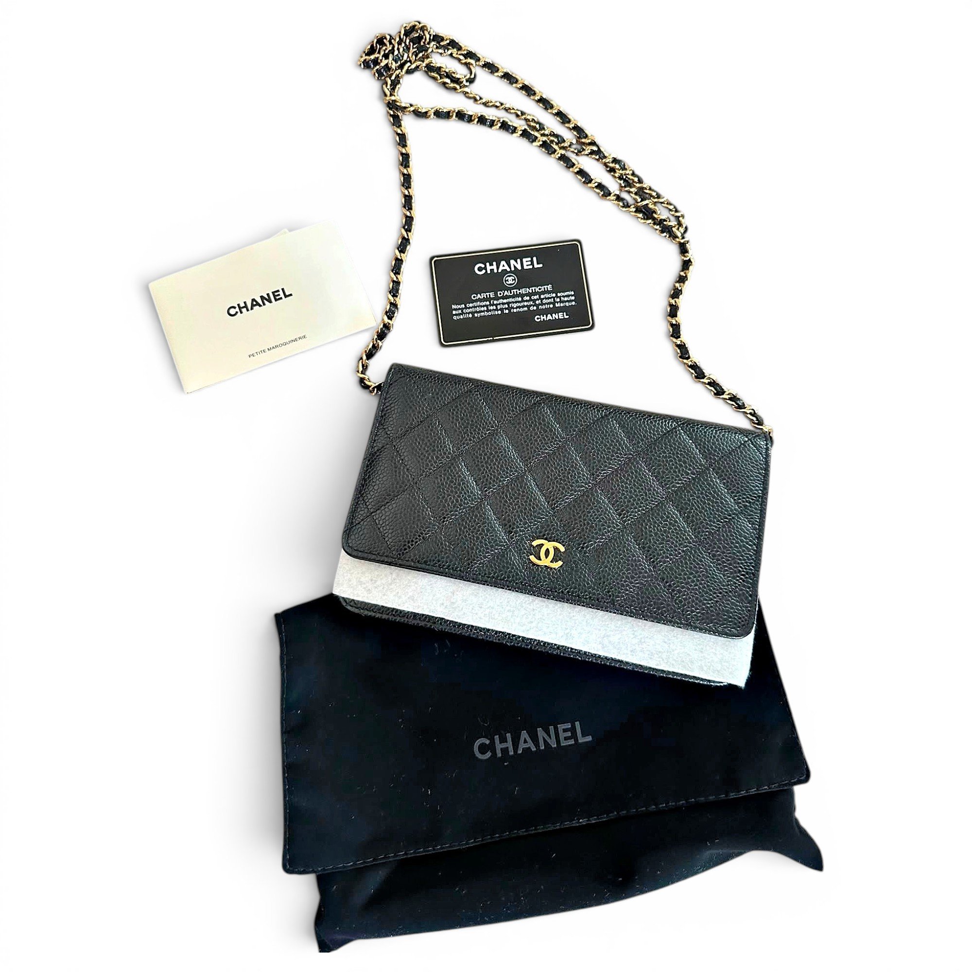 Wallet On Chain Timeless/Classique leather crossbody bag