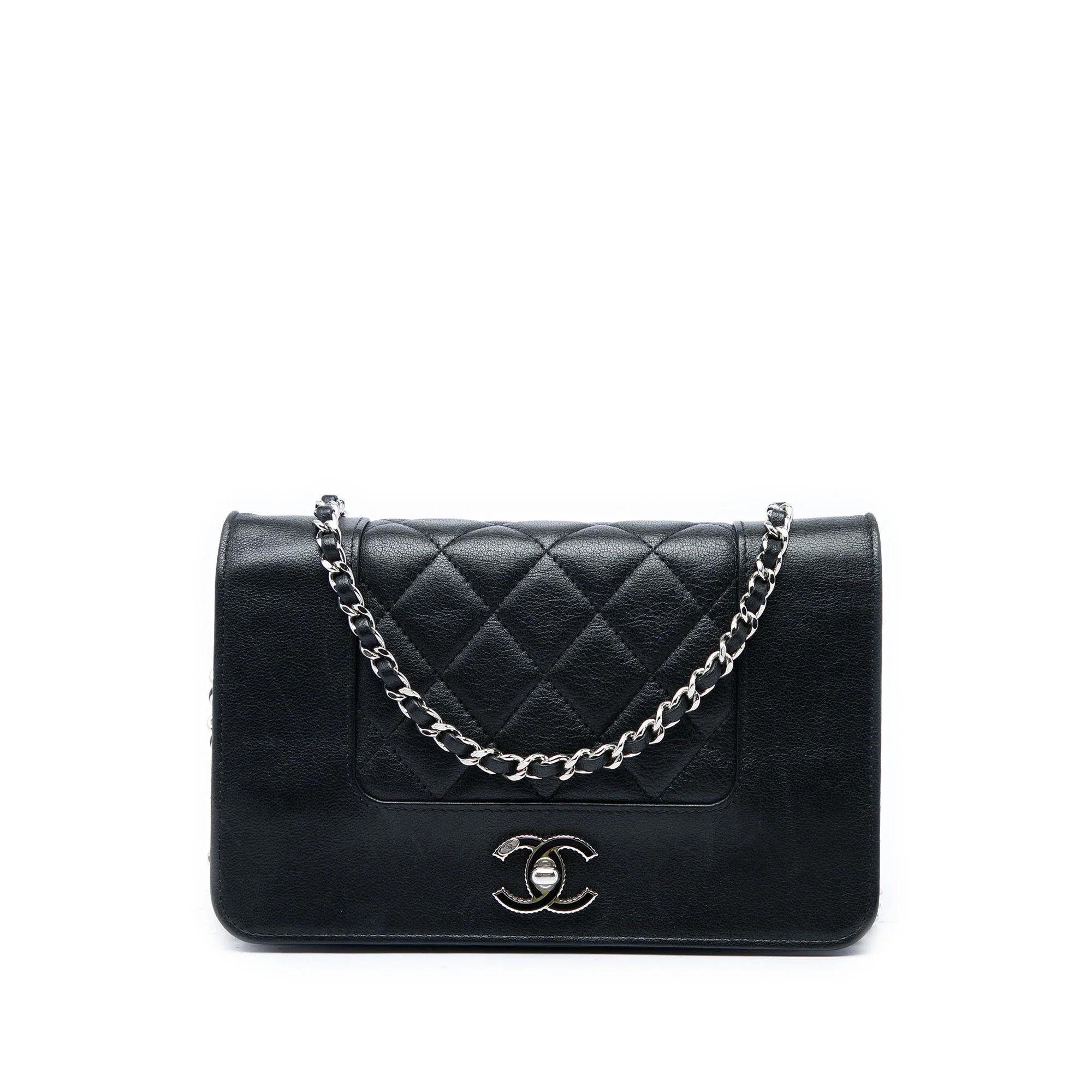 Wallet On Chain Timeless/Classique leather handbag