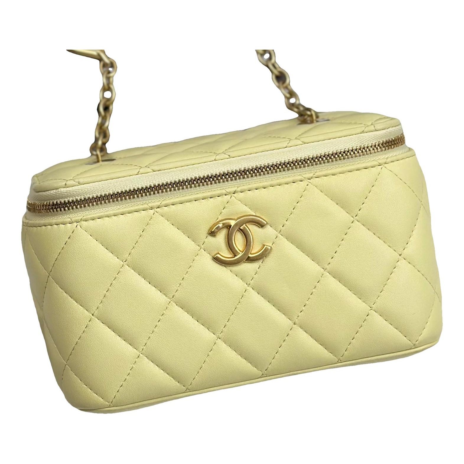 Trendy CC Vanity leather handbag