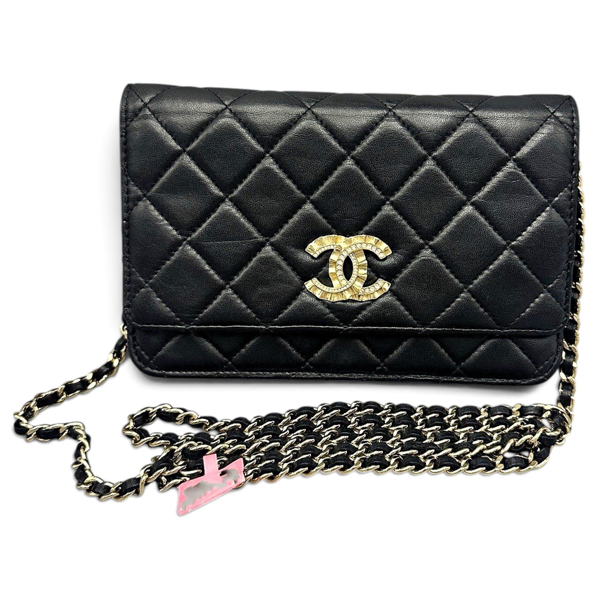 Wallet On Chain Timeless/Classique leather crossbody bag