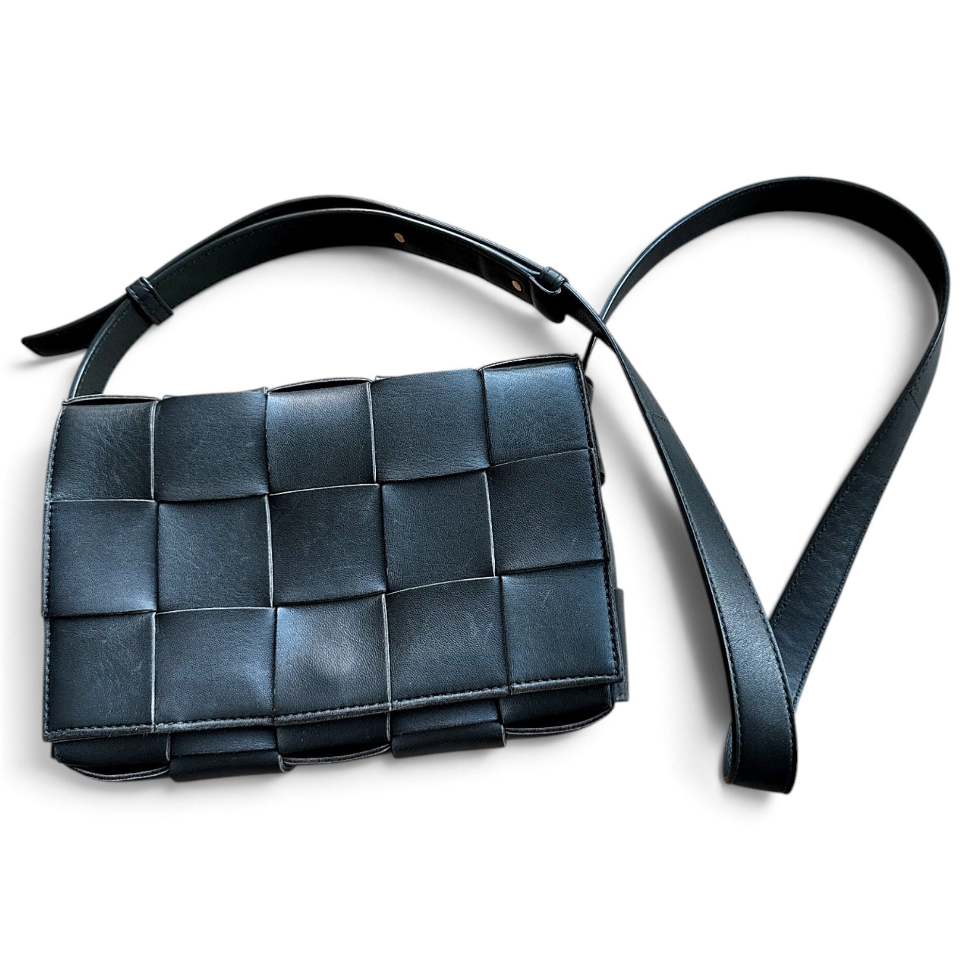Cassette leather crossbody bag