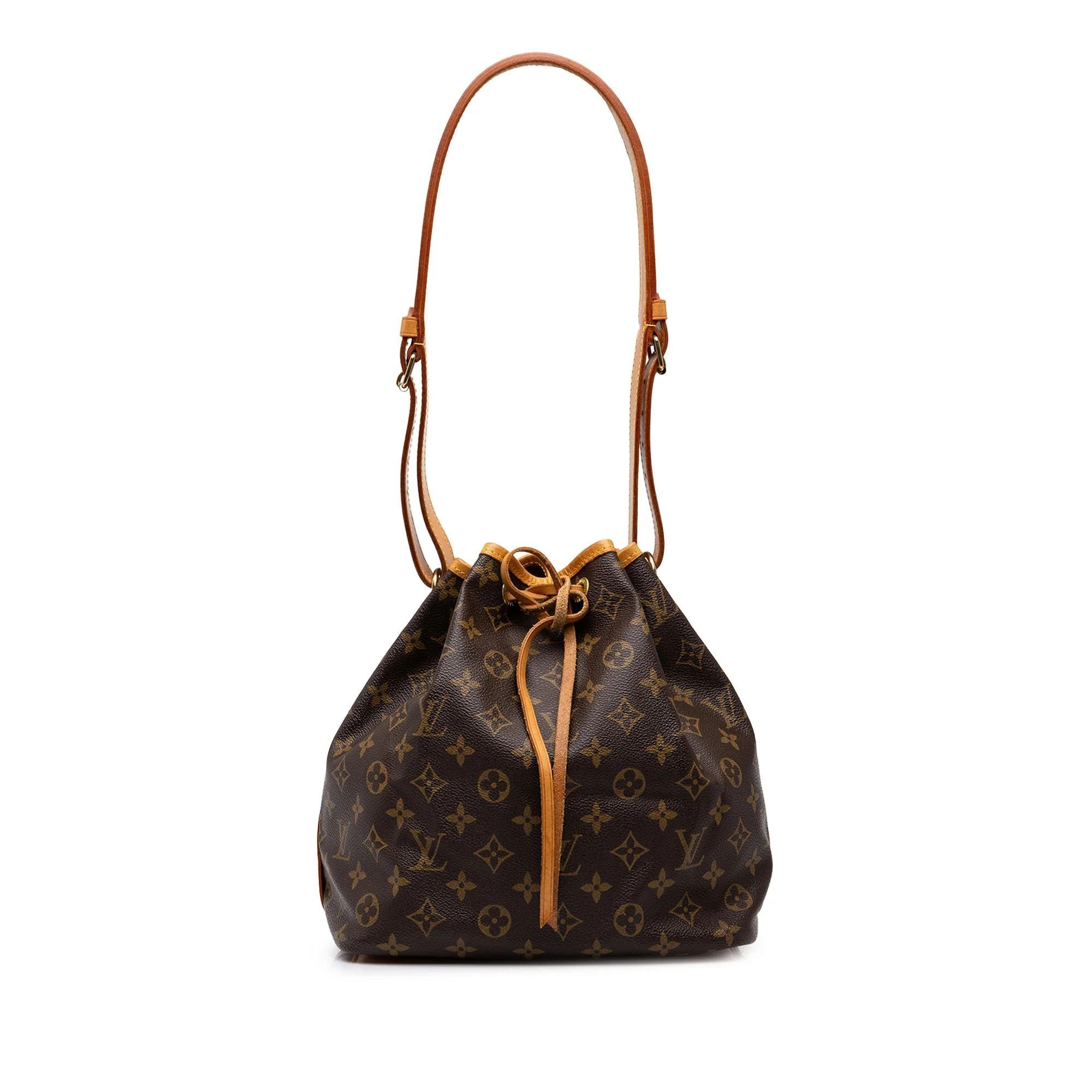 Bucket leather bag