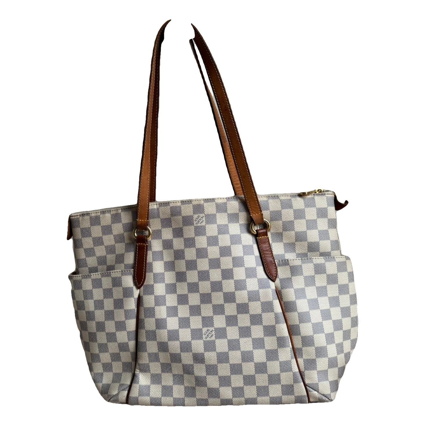 Totally leather tote