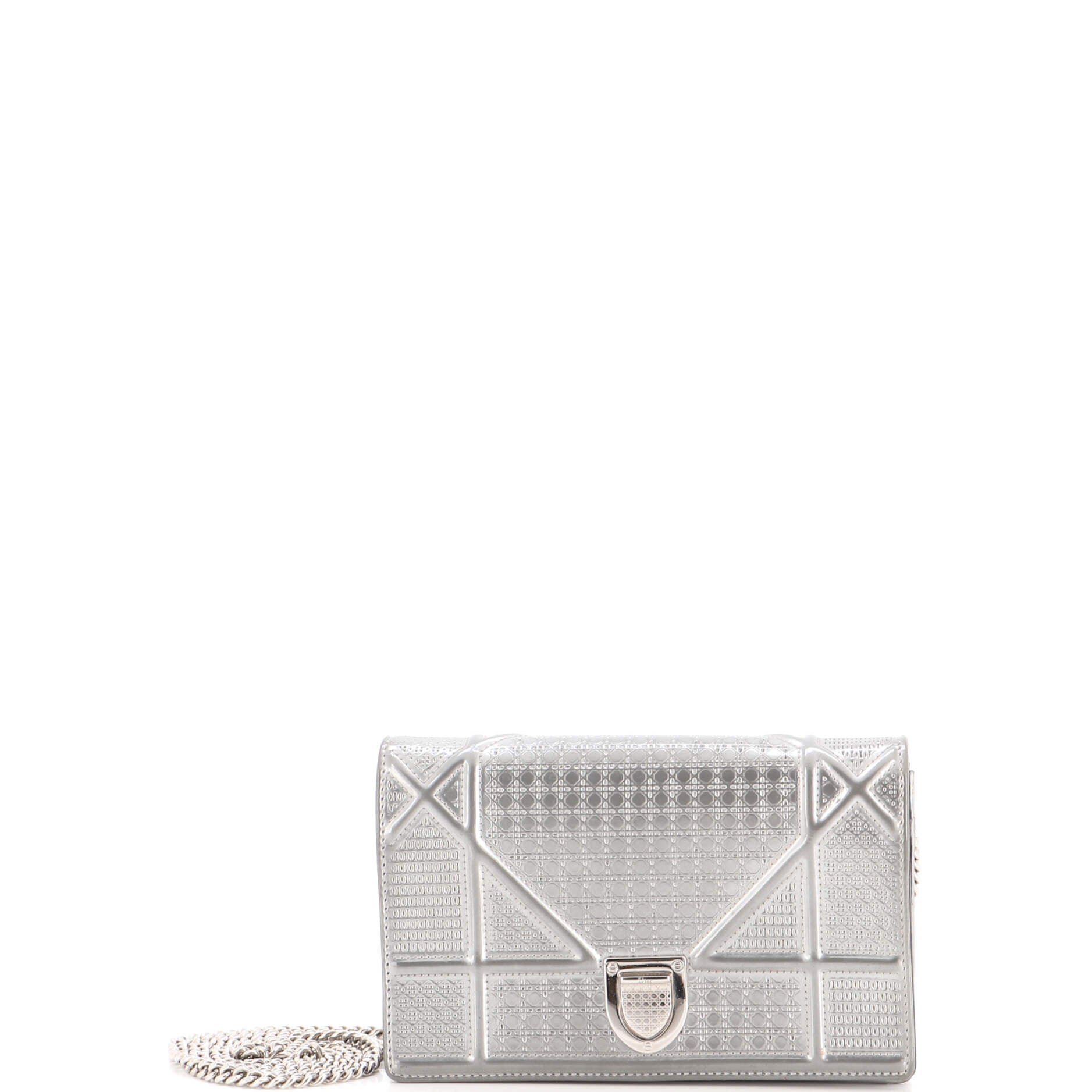 Diorama Wallet on Chain Cannage Embossed Calfskin