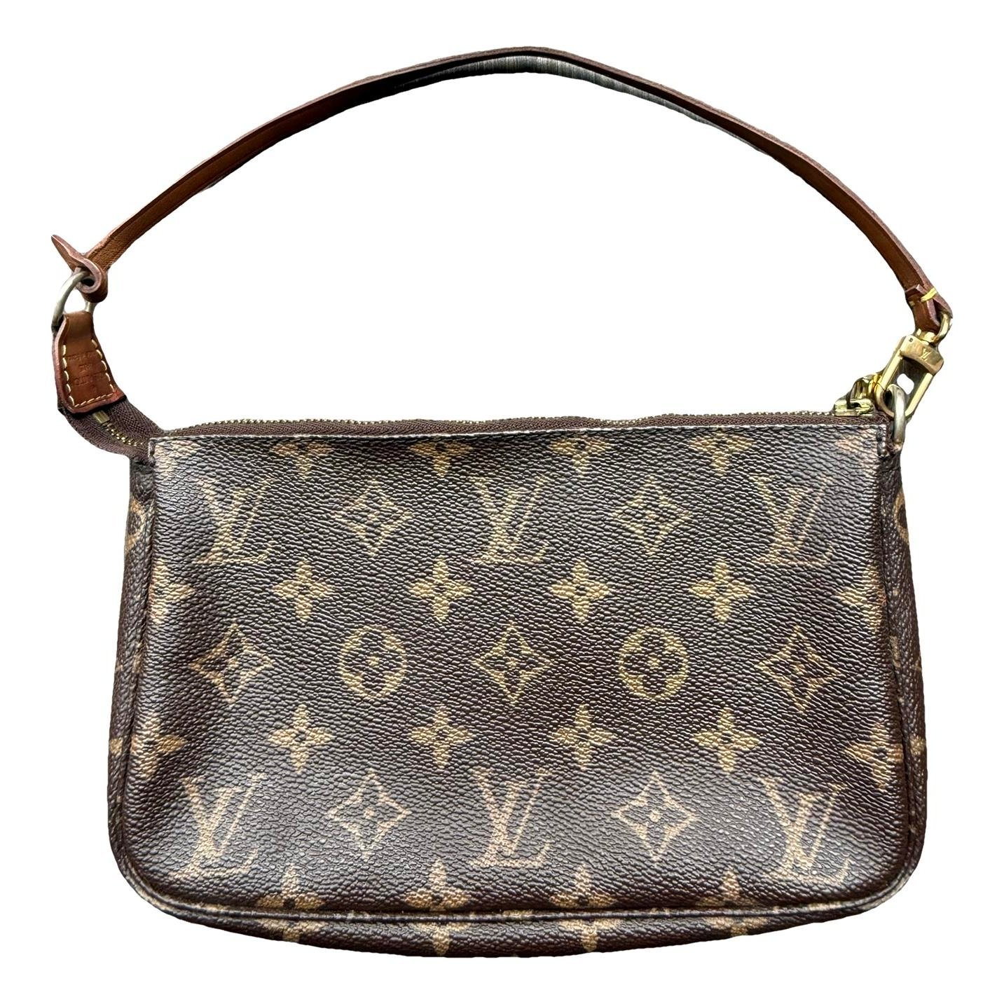Pochette Accessoire leather handbag