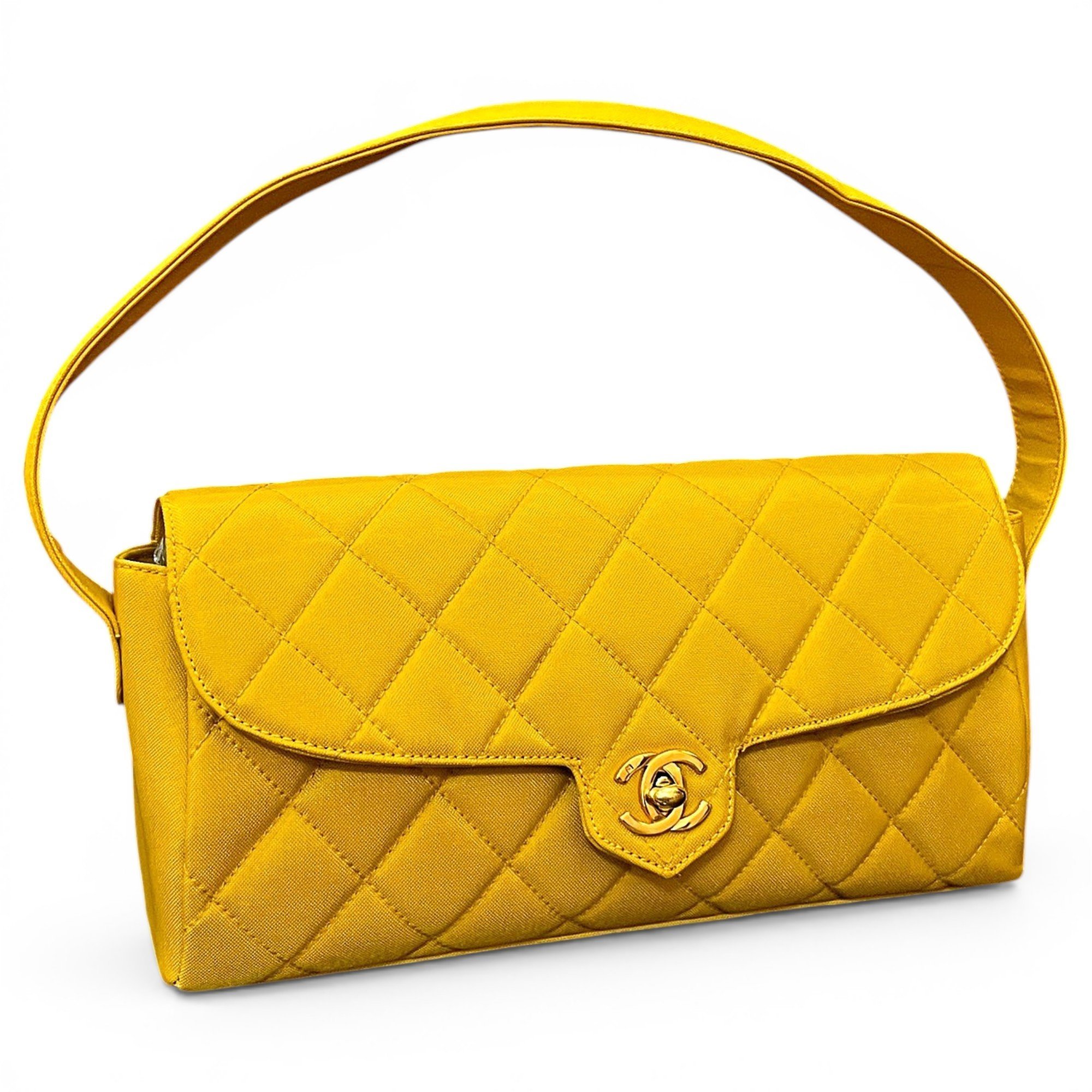Chanel 25 handbag