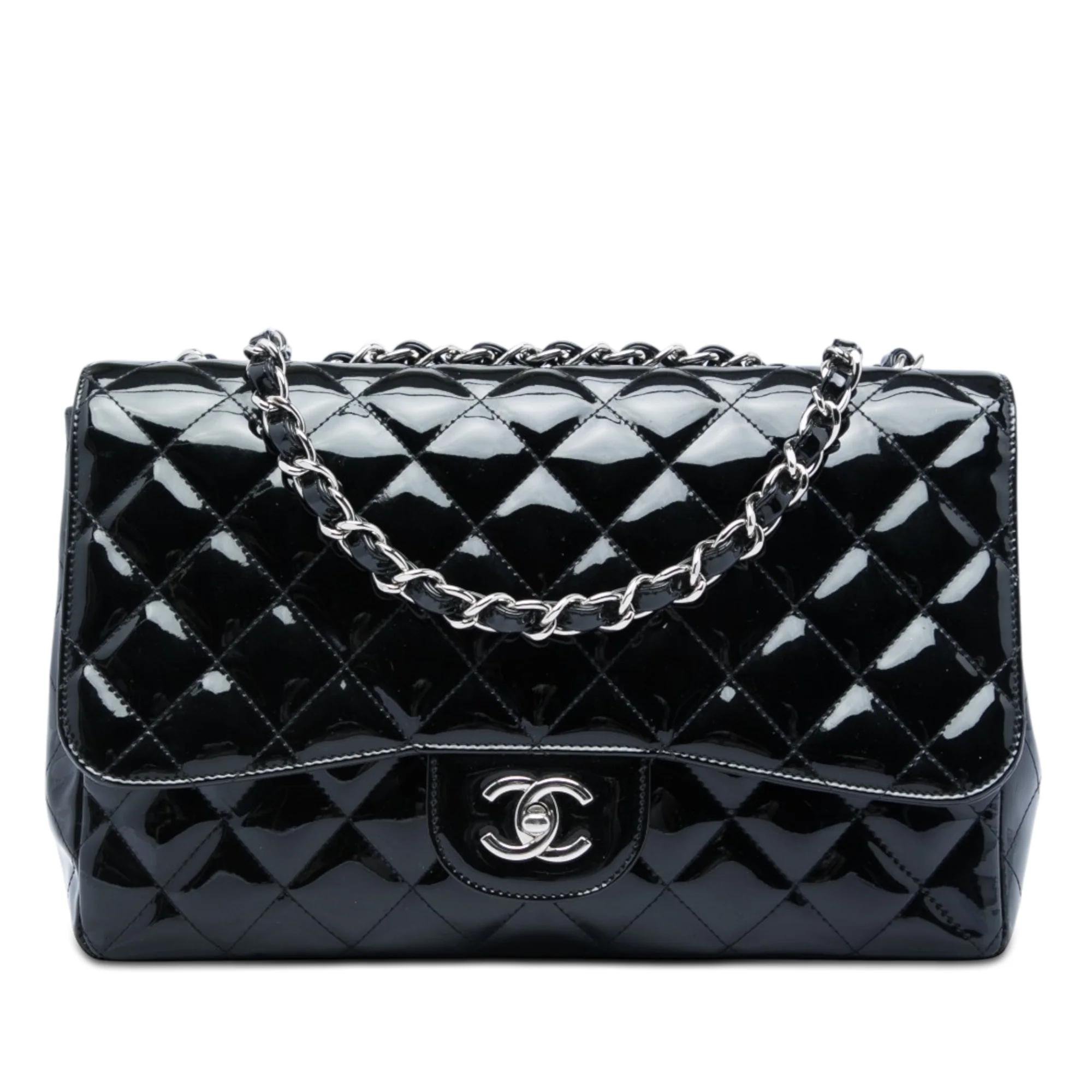Timeless/Classique patent leather handbag