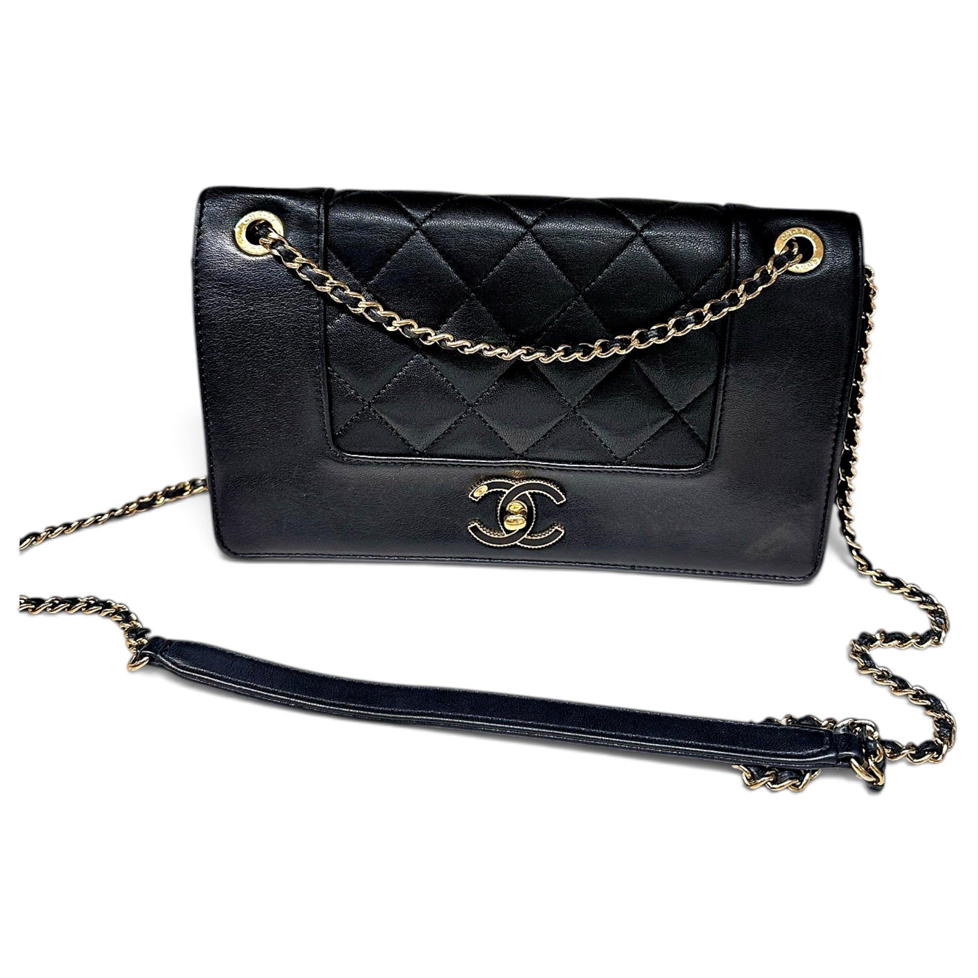 Timeless/Classique leather crossbody bag