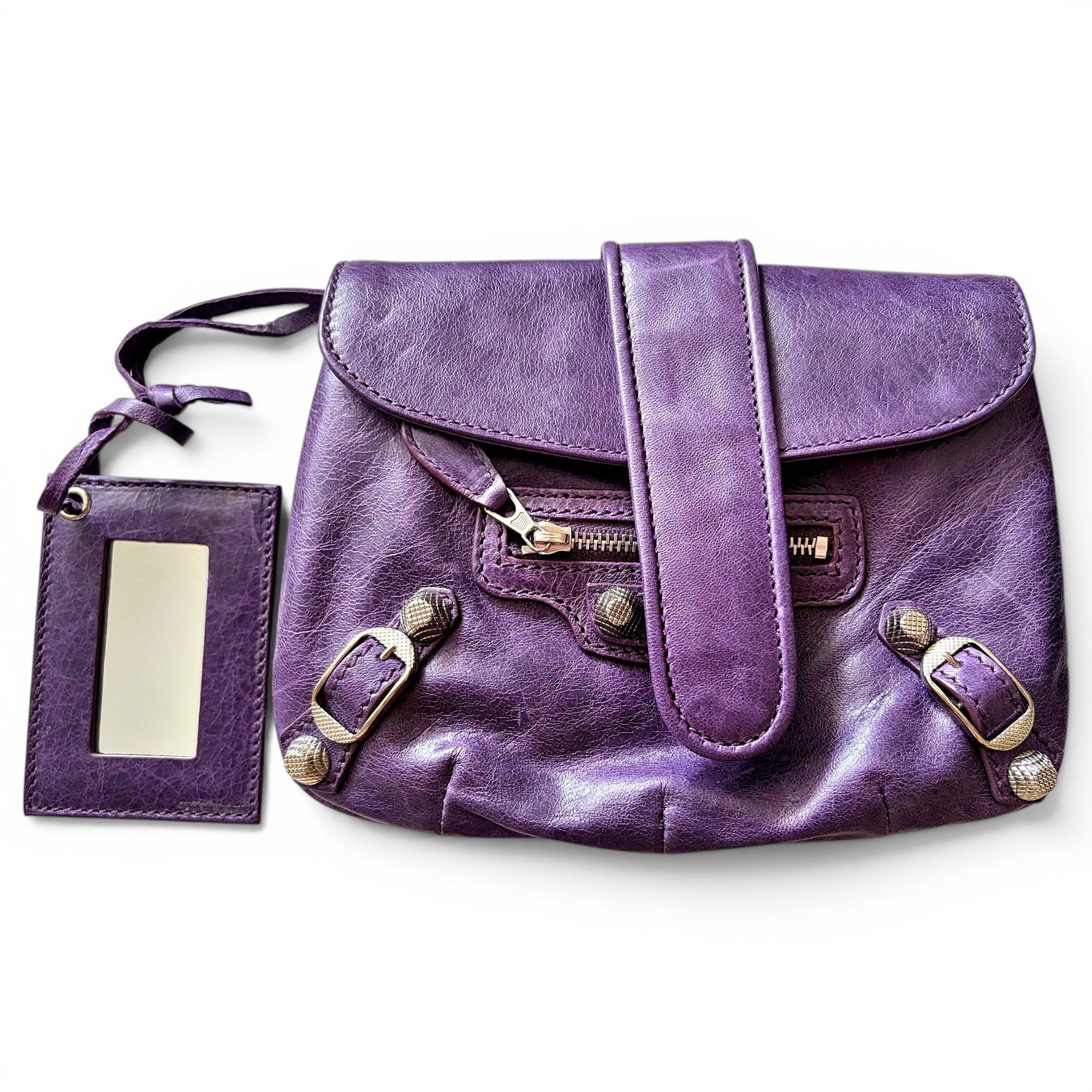 City leather handbag