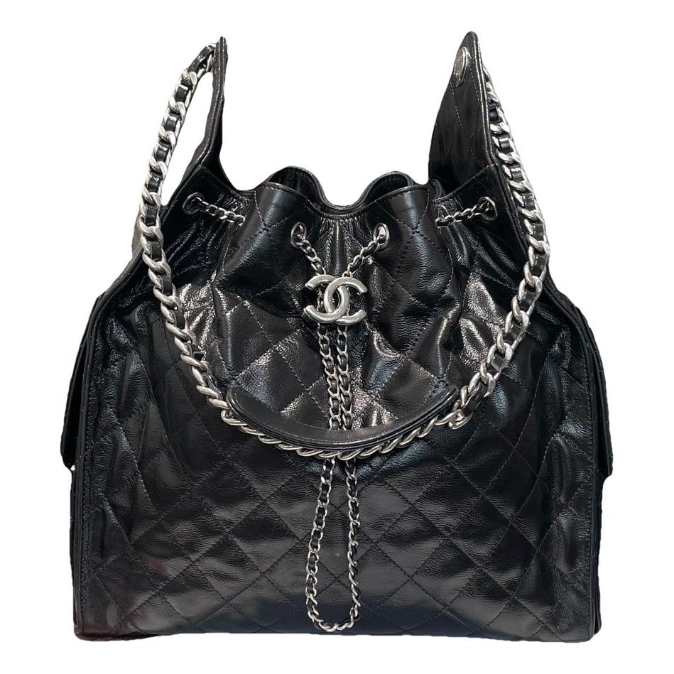 Chanel 25 leather handbag