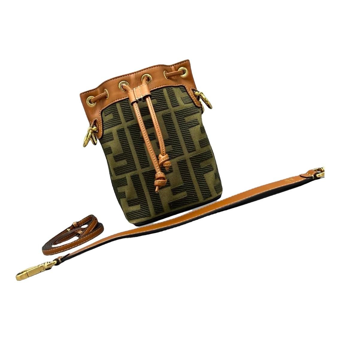 Mon Trésor leather handbag