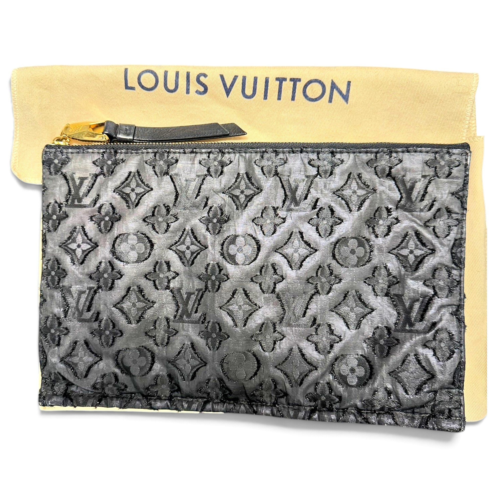 Leather clutch bag