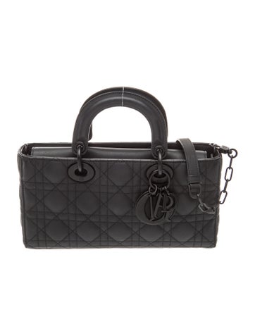 Cannage Lady Dior 2024