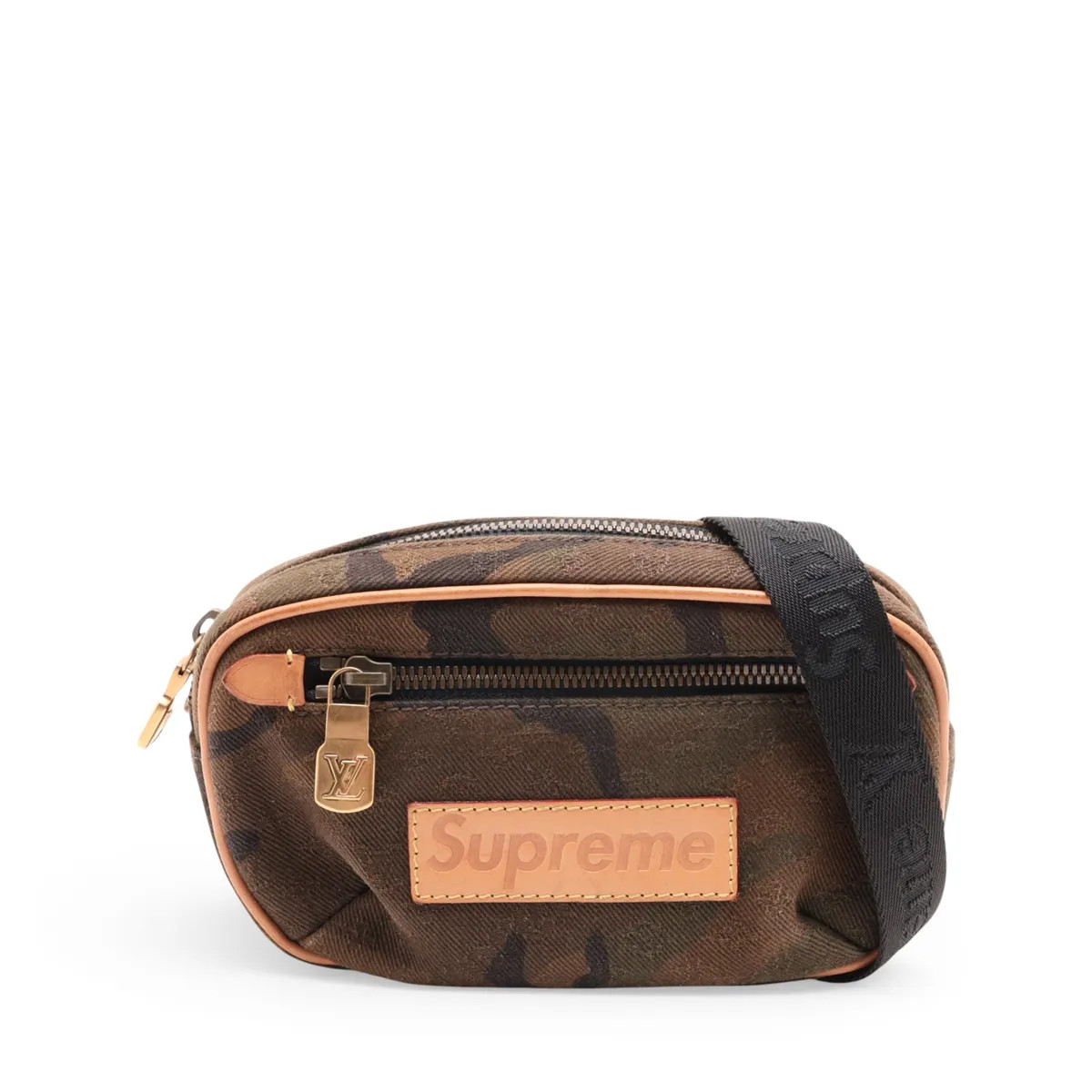 Louis Vuitton × Supreme Monogram Camouflage Bum bag M44202 Khaki There was an RF