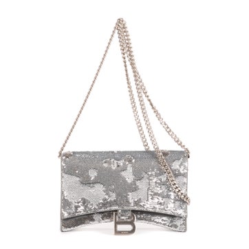 Canvas Hourglass Wallet on Chain