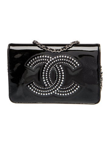 Strass Bon Bon Wallet on Chain