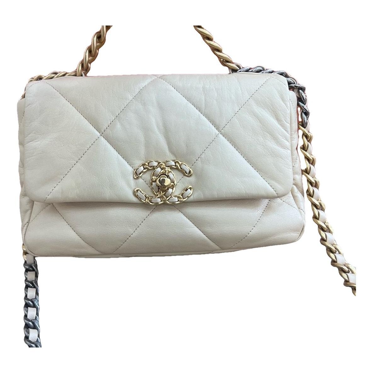 Chanel 19 leather handbag