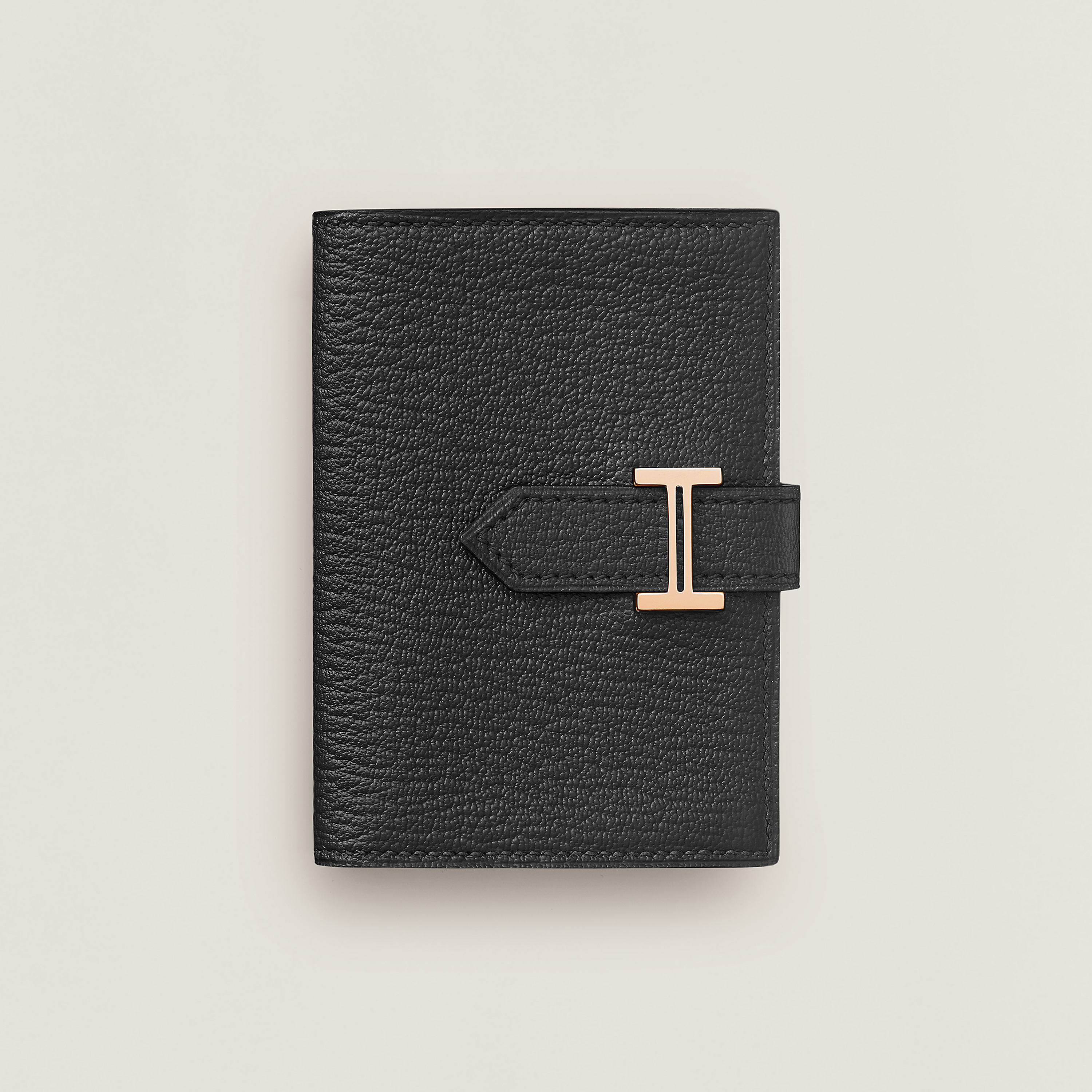 Bearn card holder