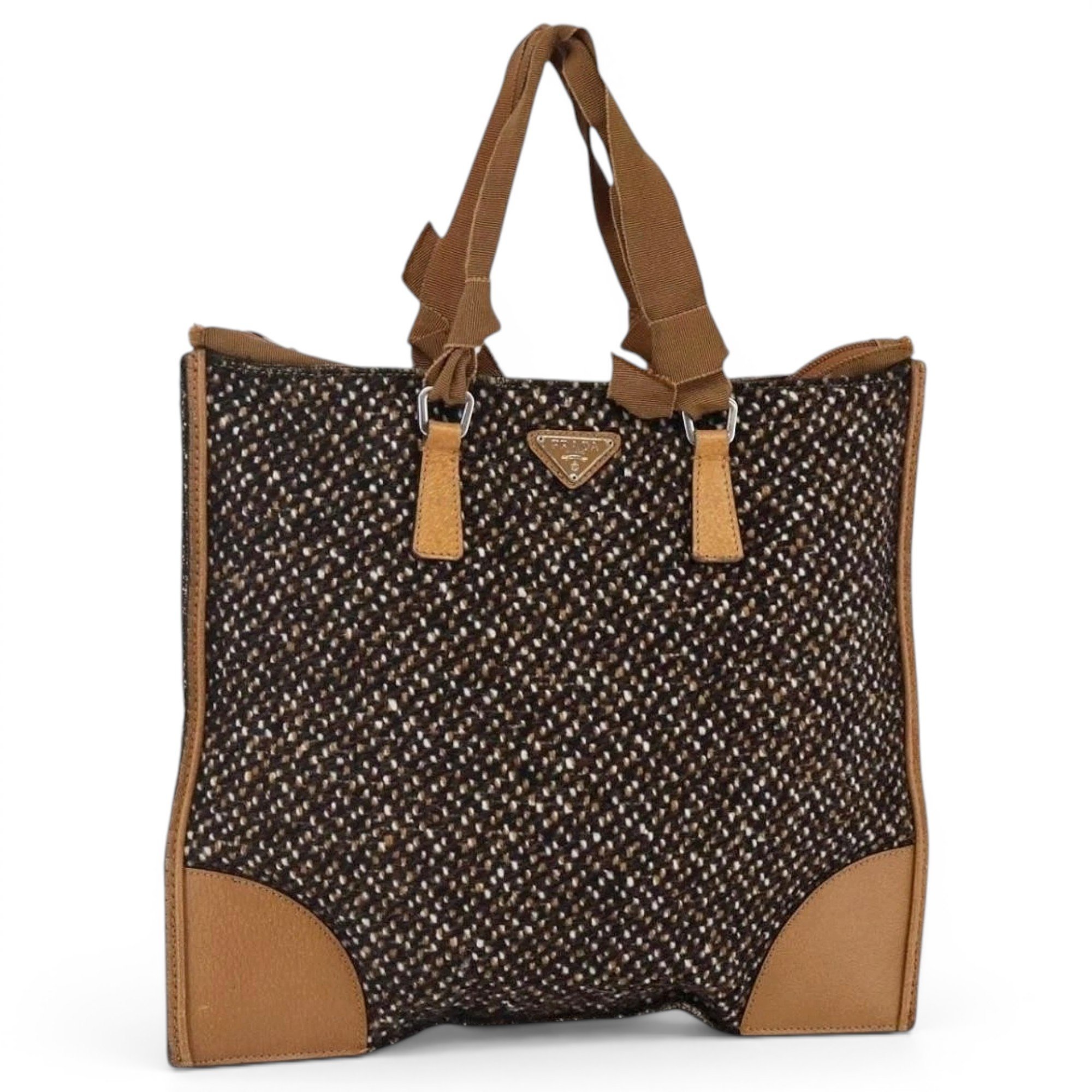 Wool handbag