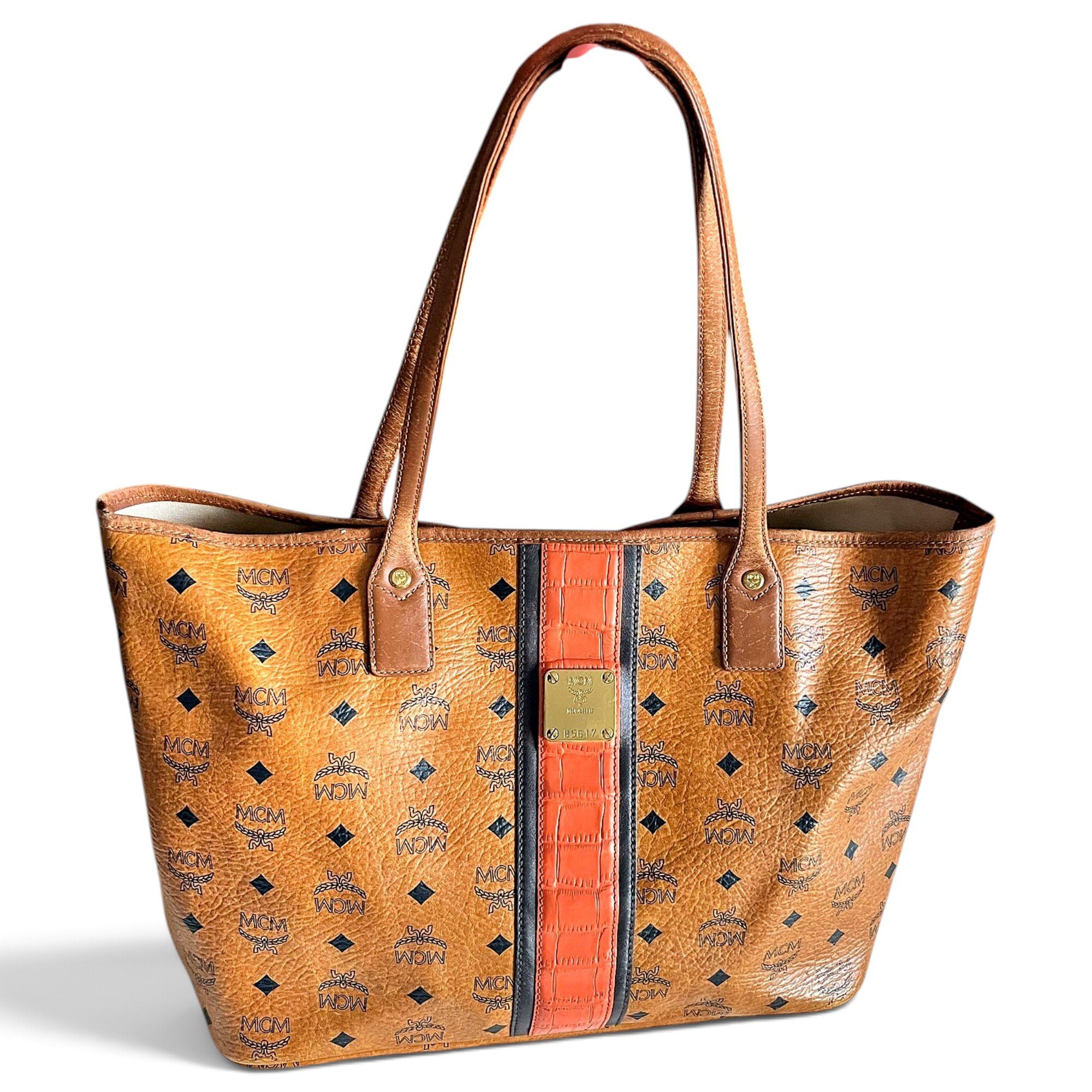 Anya leather tote