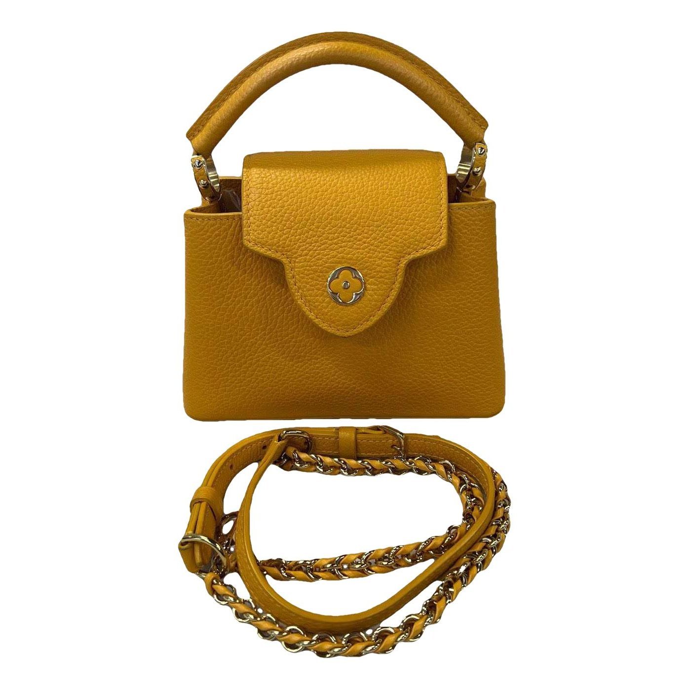 Capucines leather handbag
