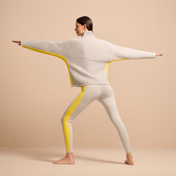 Yoga Pullover