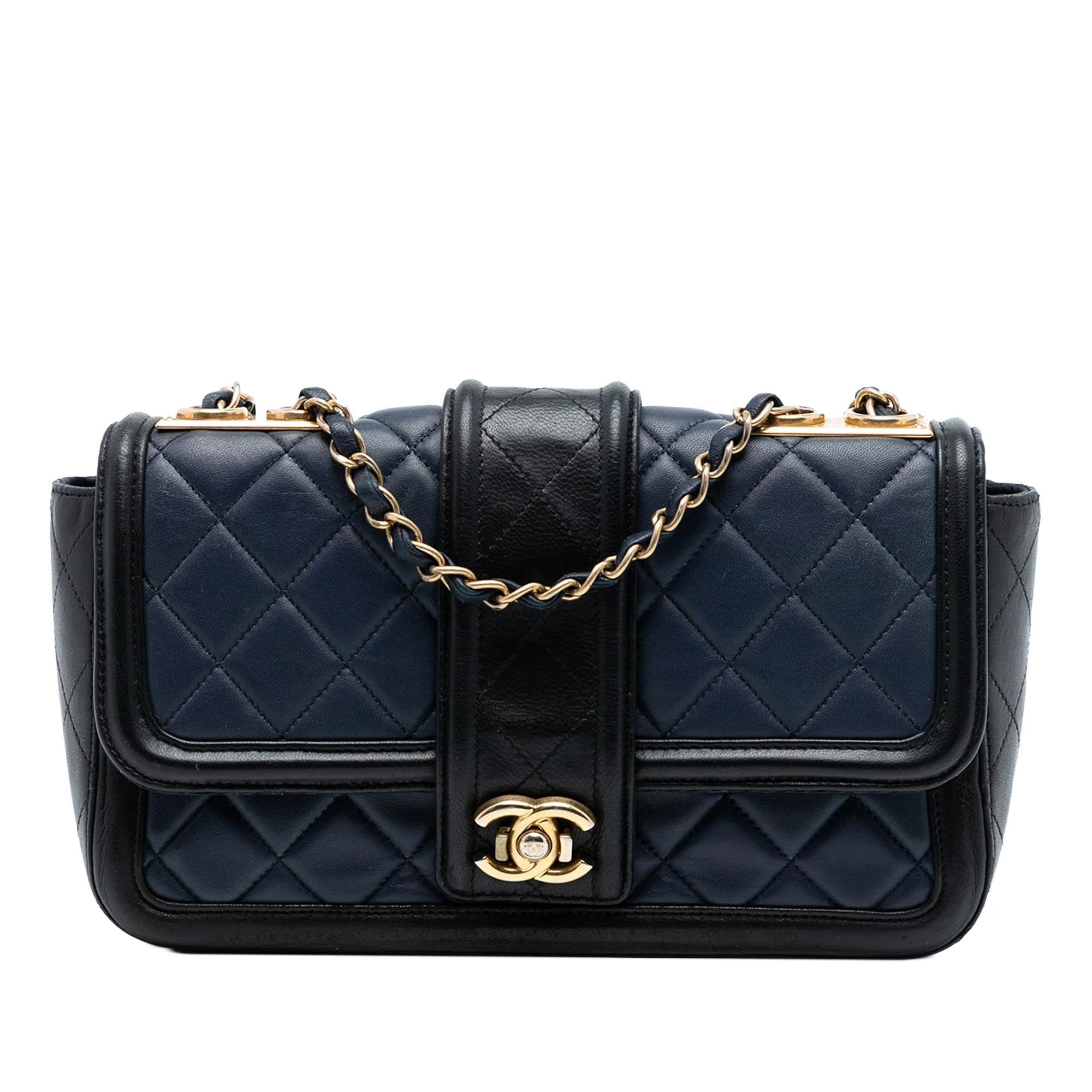 Chanel Timeless/Classique leather crossbody bag