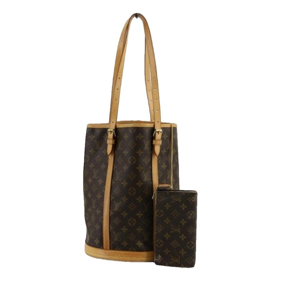 Bucket leather handbag