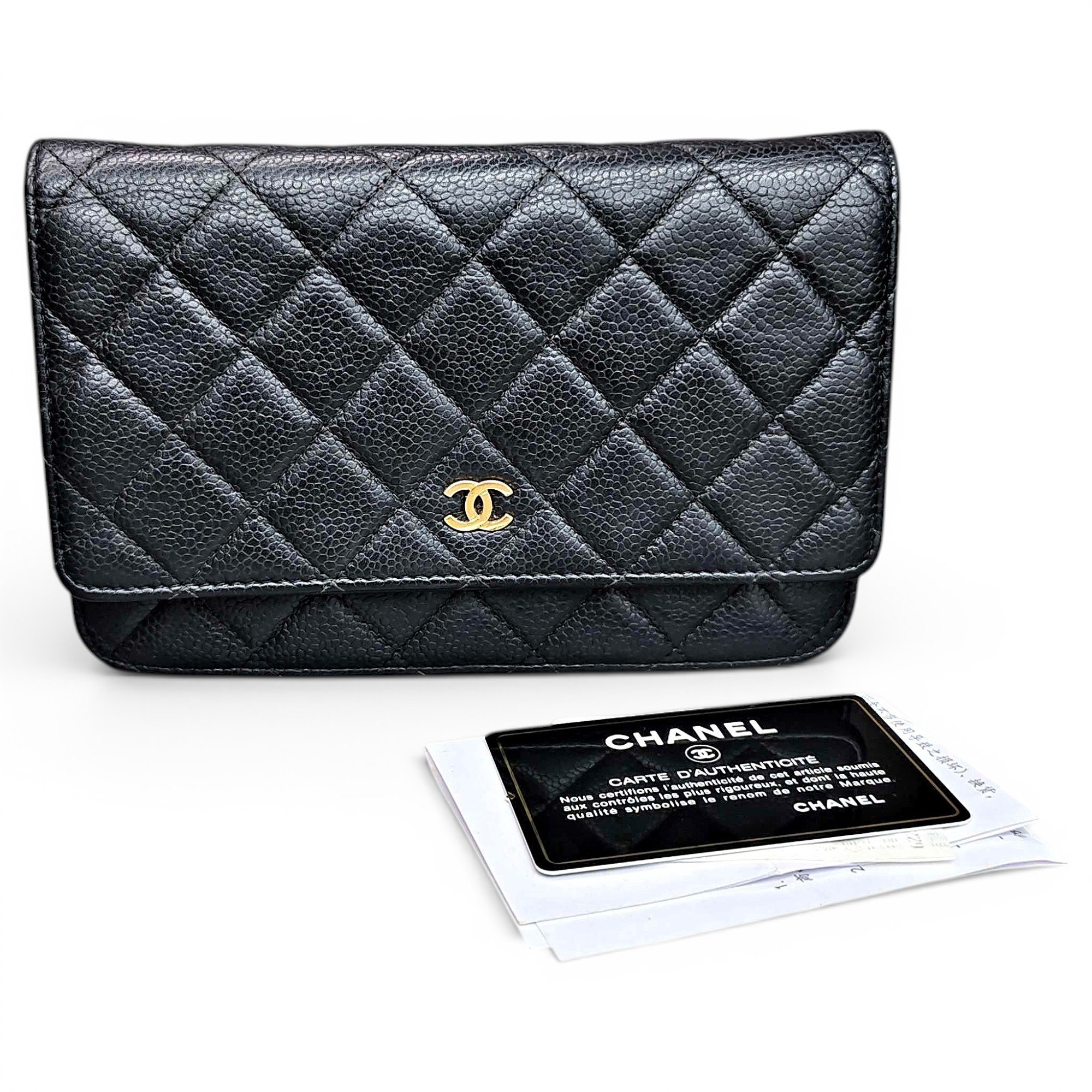 Wallet On Chain leather crossbody bag