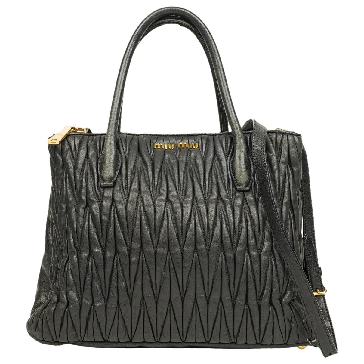 Matelassé leather handbag
