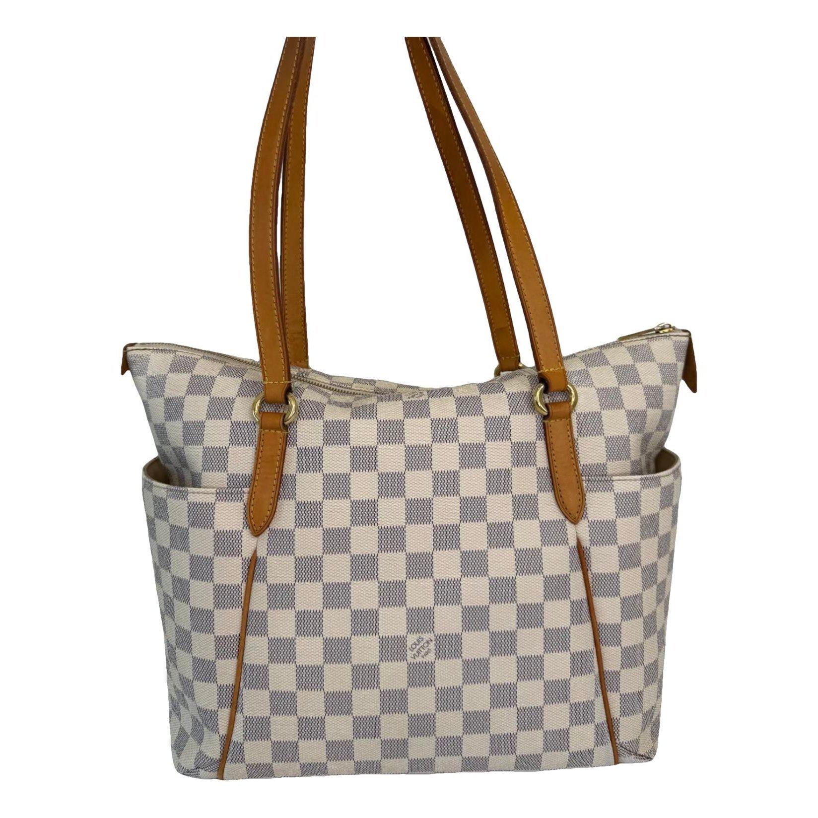 Totally leather handbag