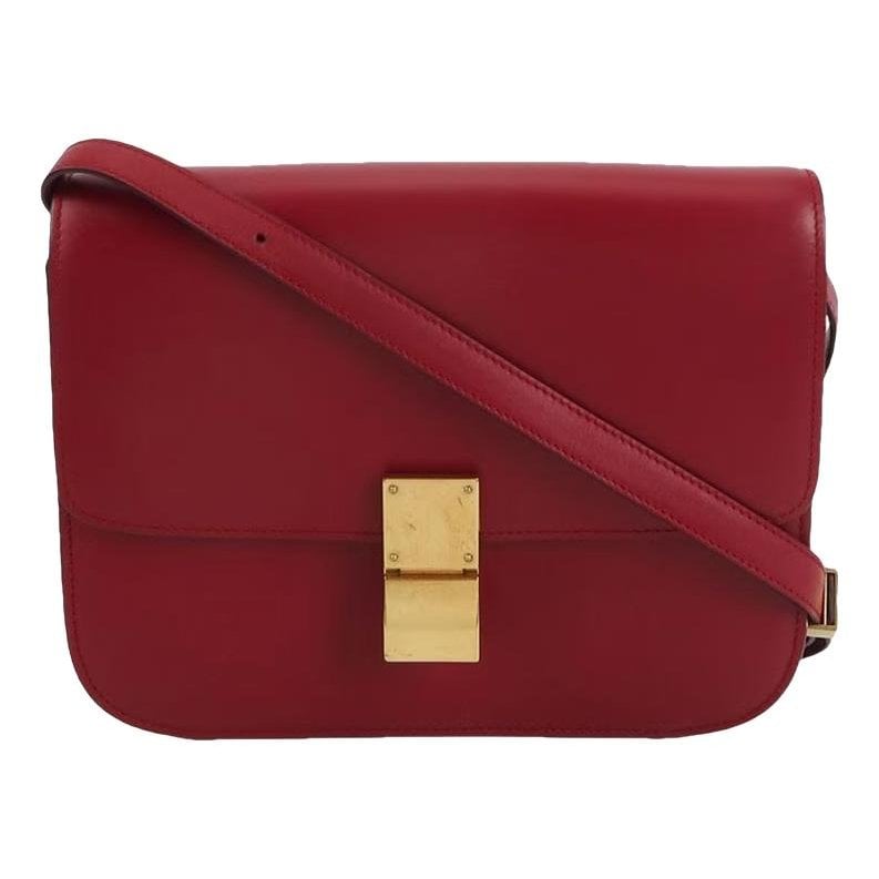 Classic leather crossbody bag