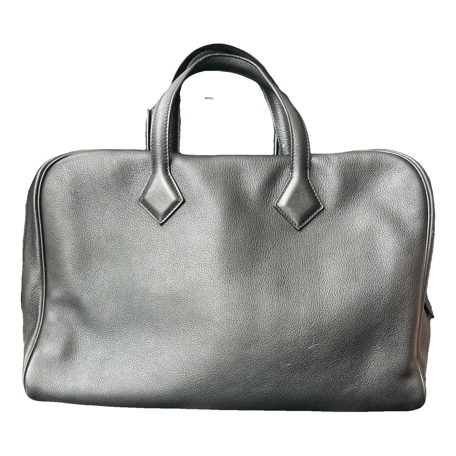 Victoria leather handbag