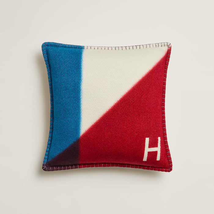 H Pythagore Pillow
