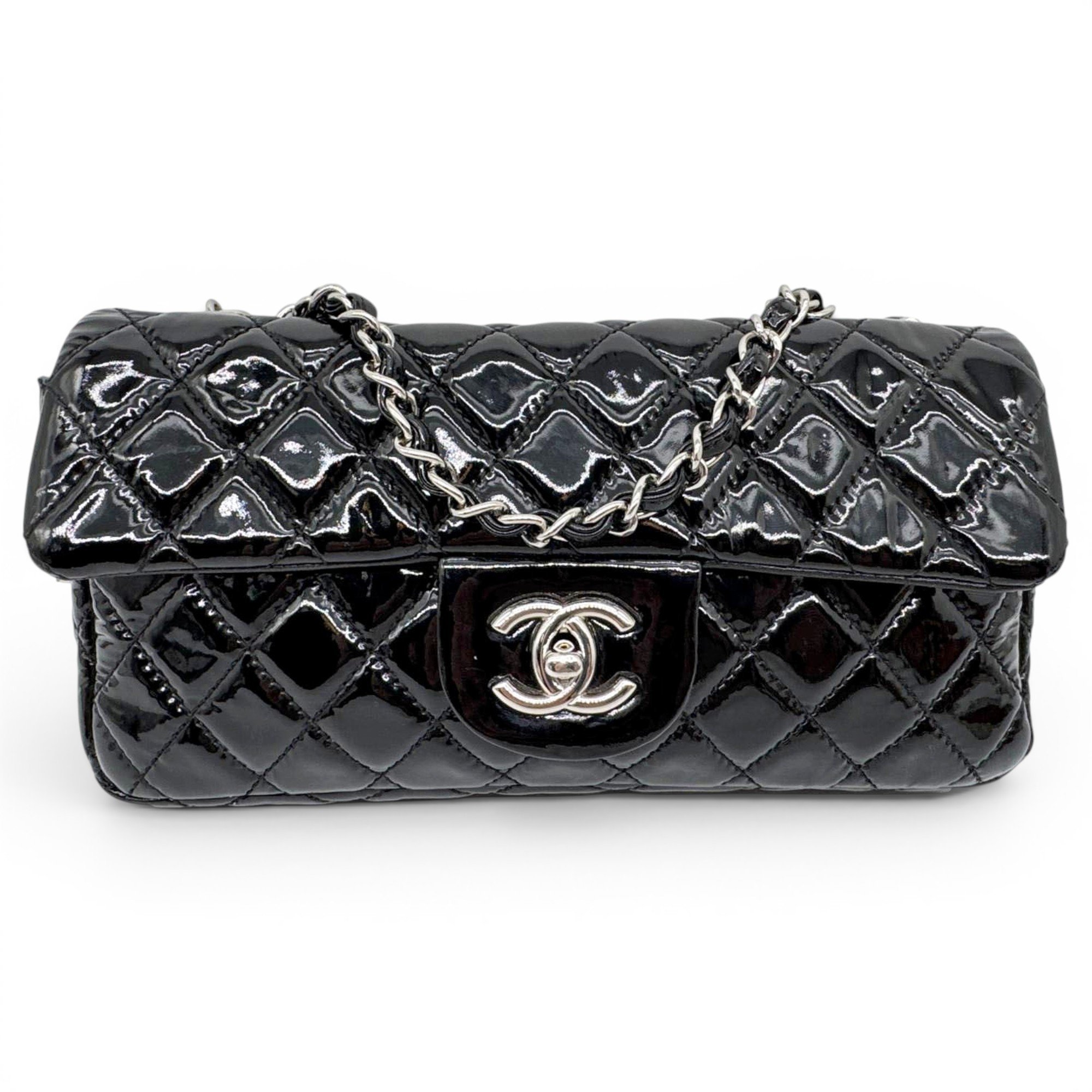 Chanel Leather handbag