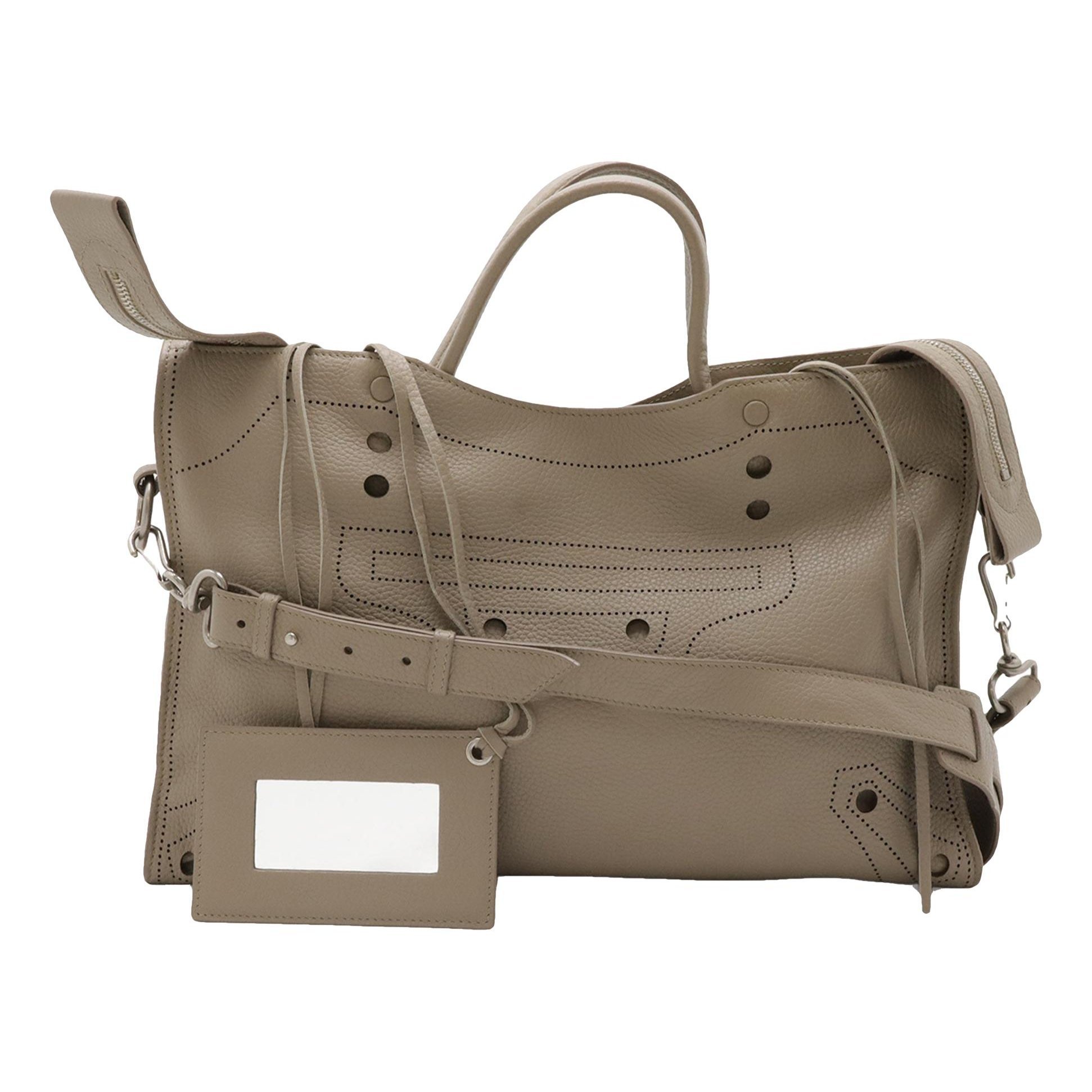 City leather handbag
