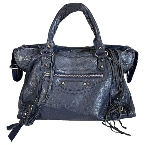 City leather handbag
