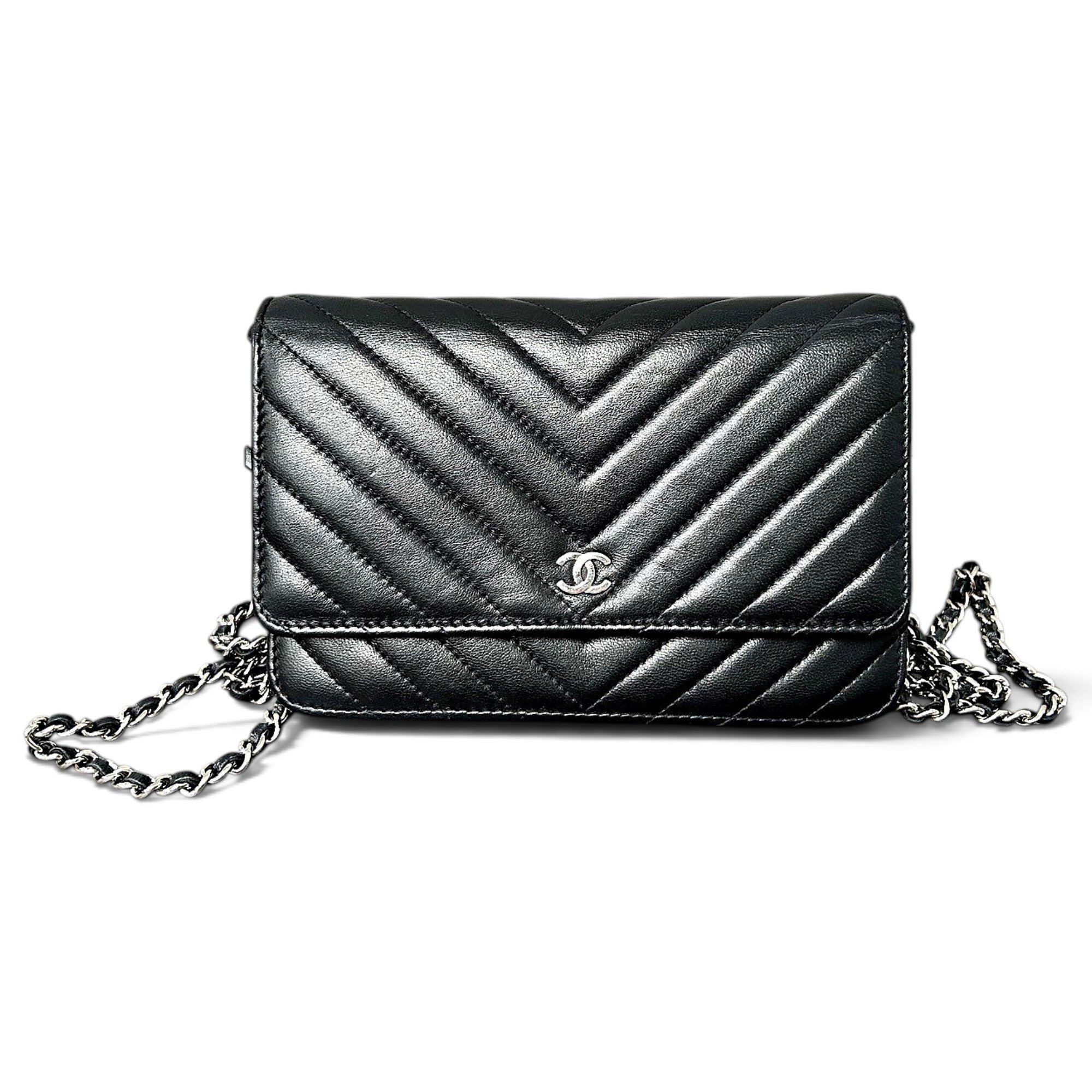 Wallet On Chain Timeless/Classique leather crossbody bag