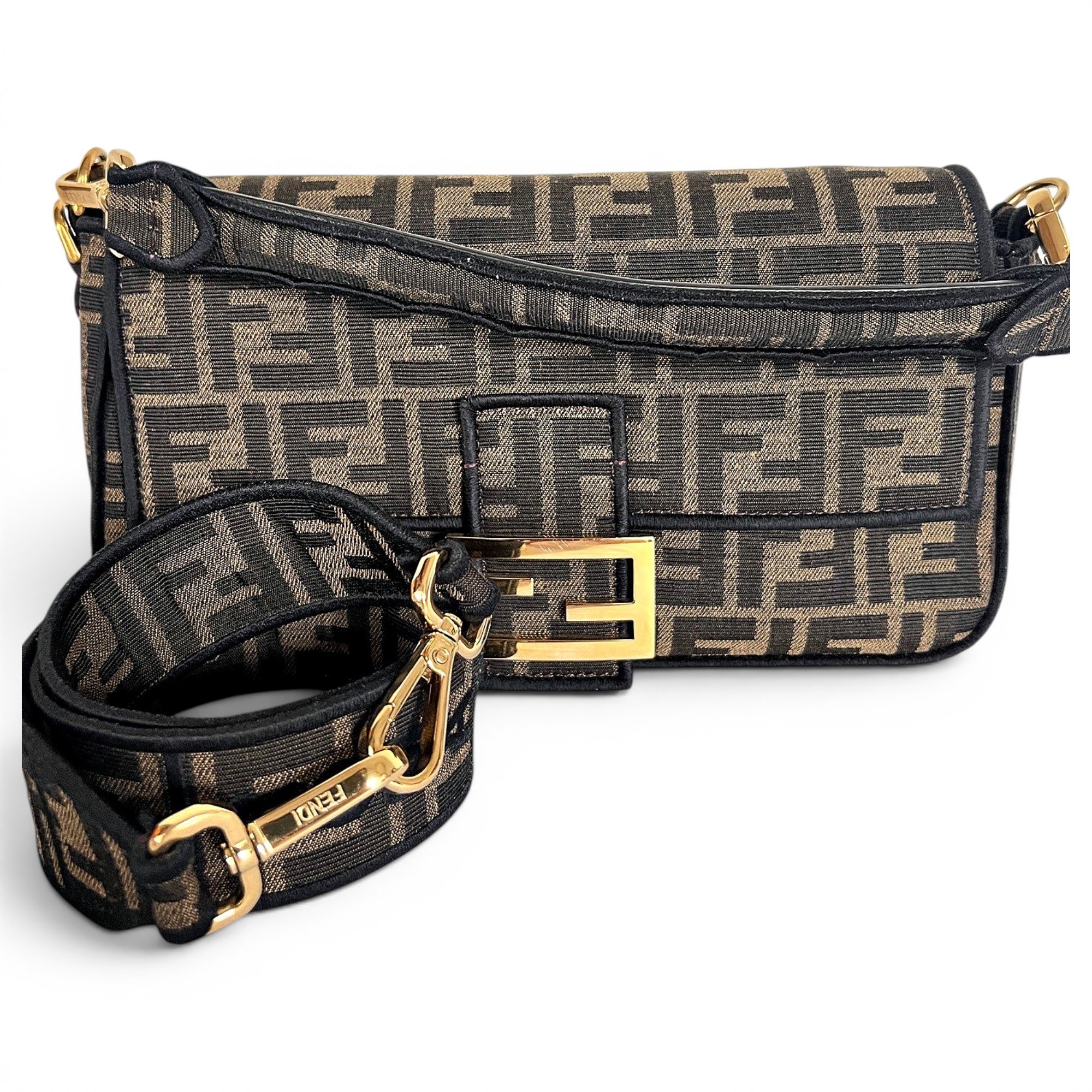 Baguette cloth handbag