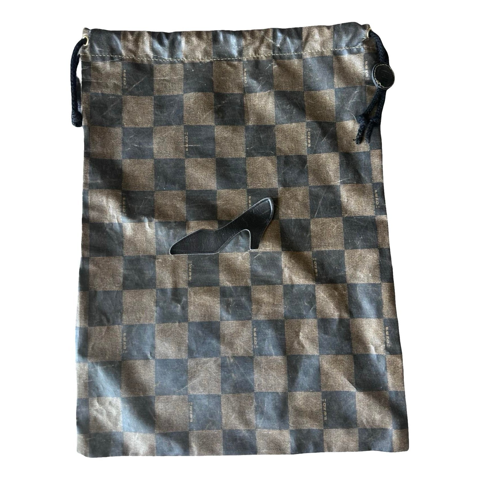 Leather vanity case
