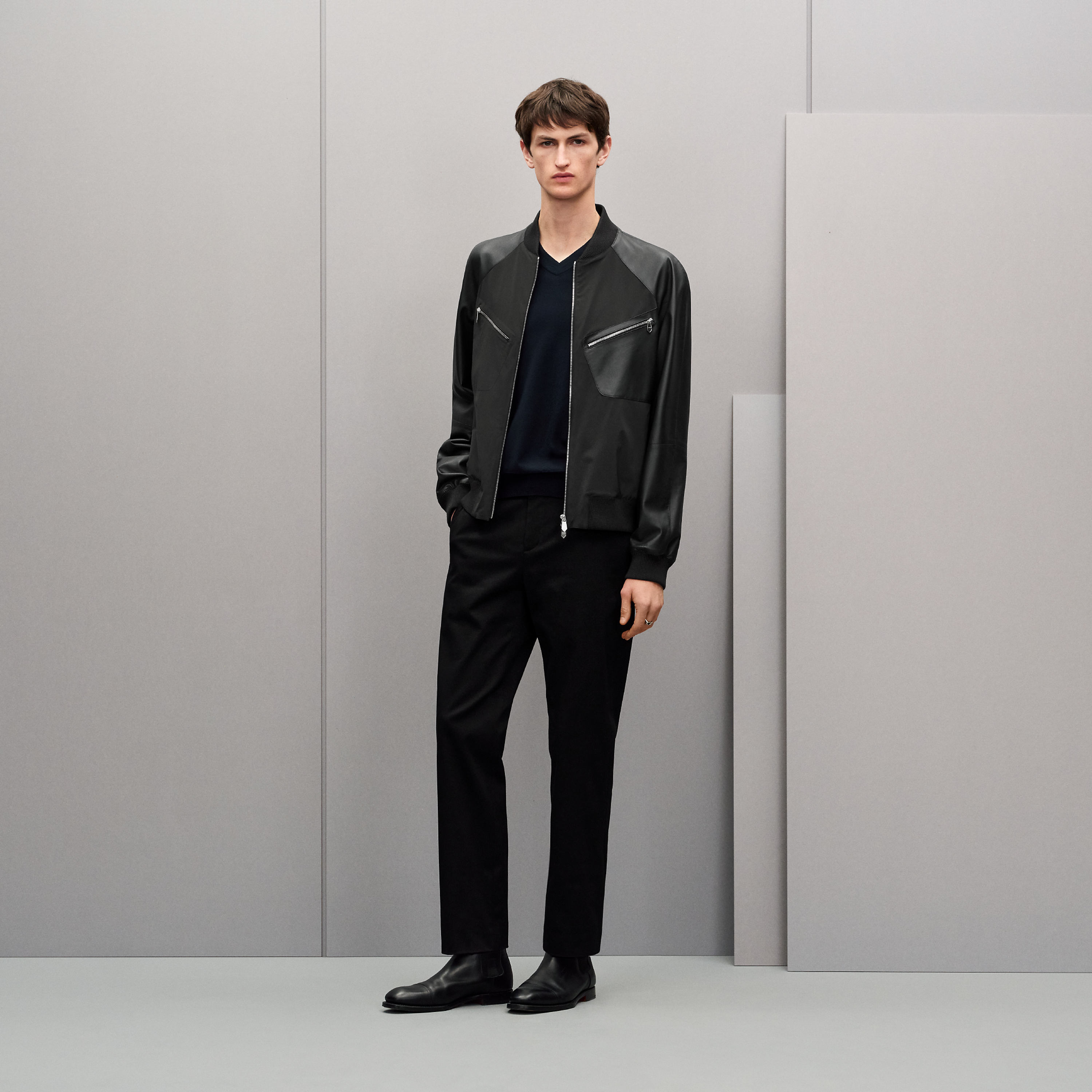 Water-repellent rib-trim jacket