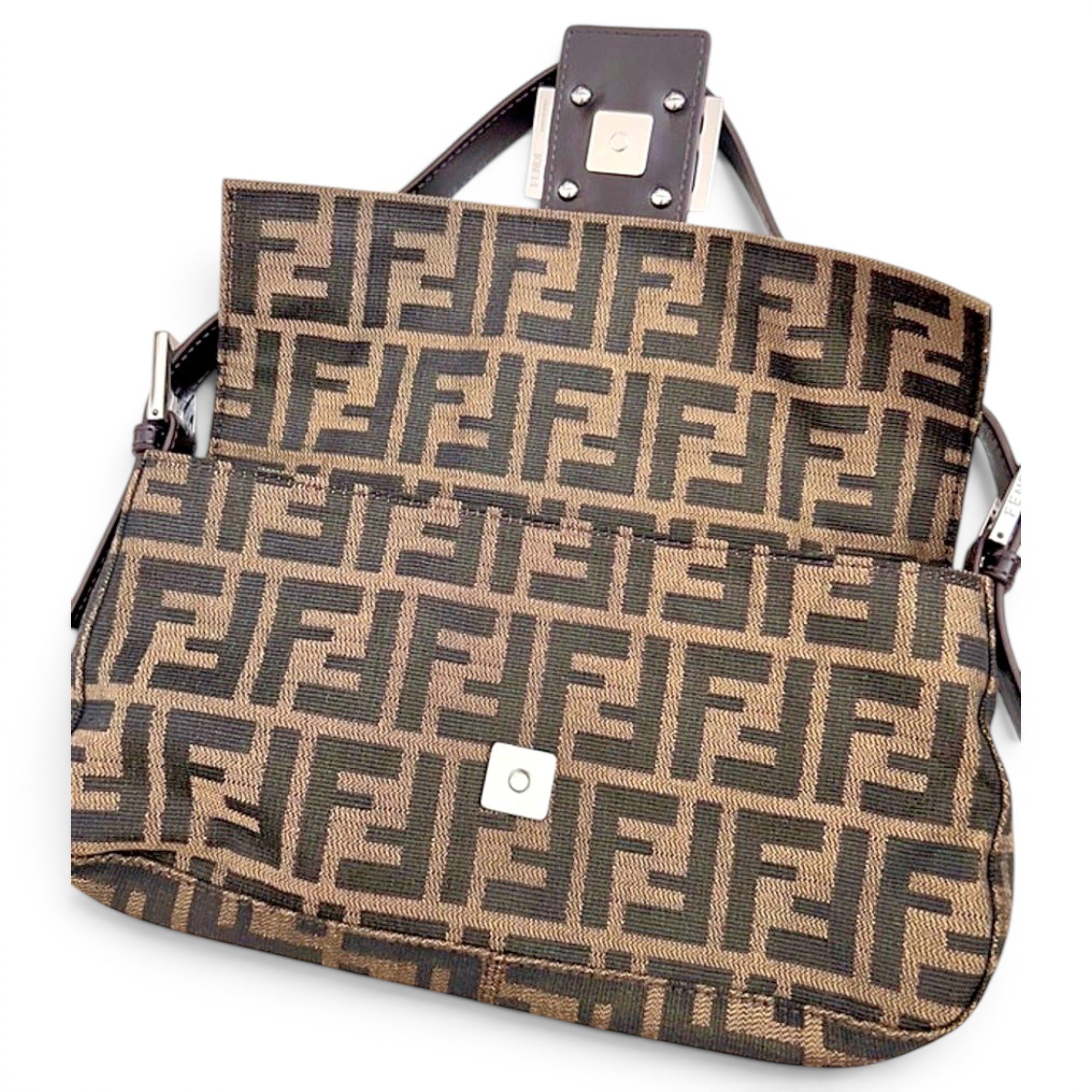 Baguette cloth handbag