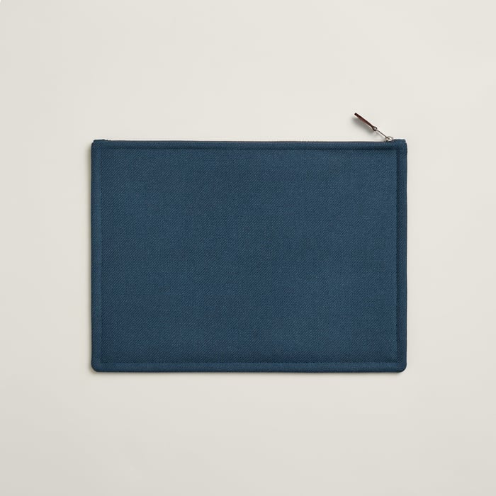 Bleu Abysse Flat H Natte Case, Large Model