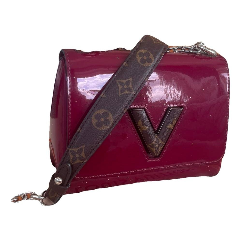 Twist patent leather crossbody bag