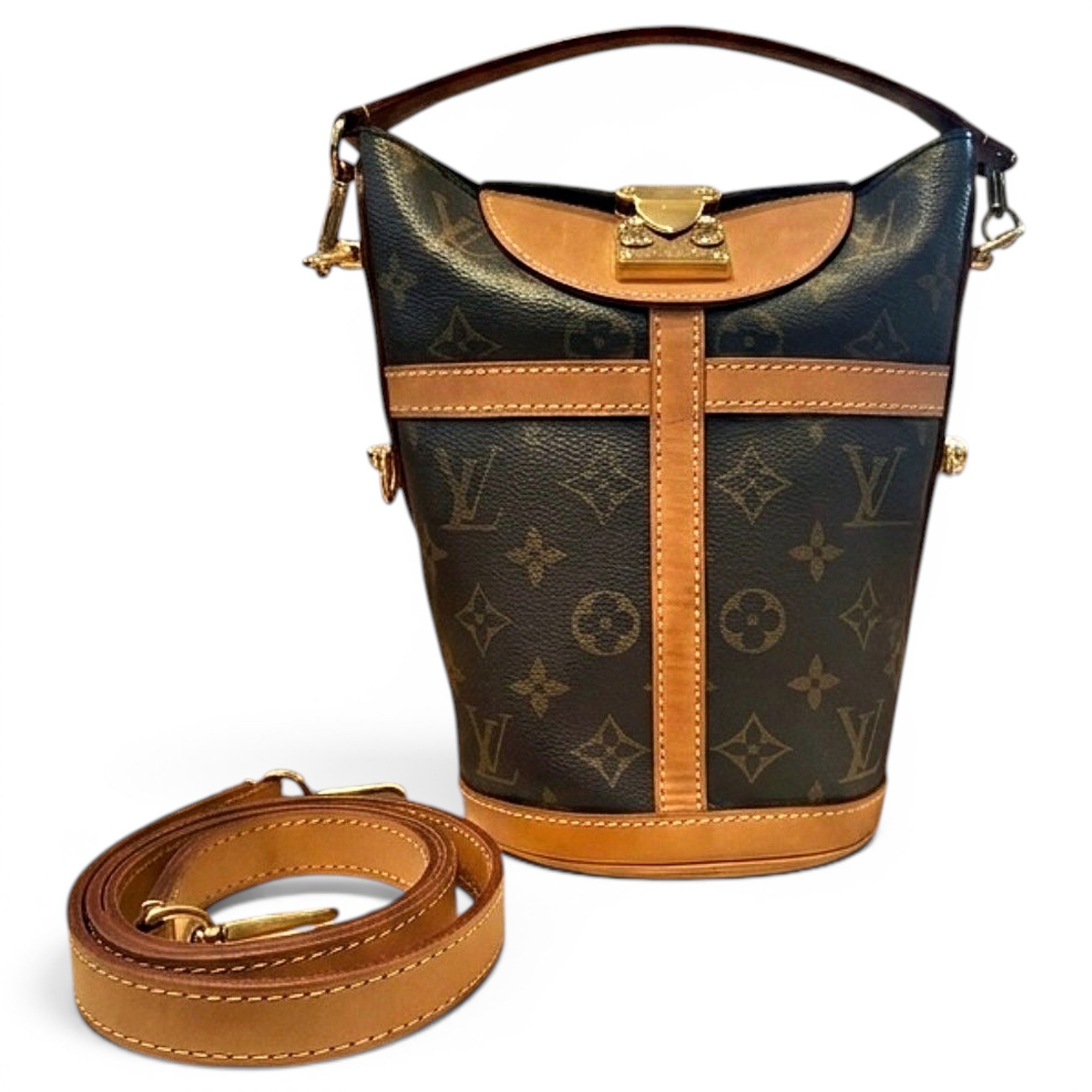 Duffle leather crossbody bag