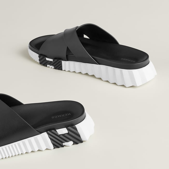 Noir Infra Sandal