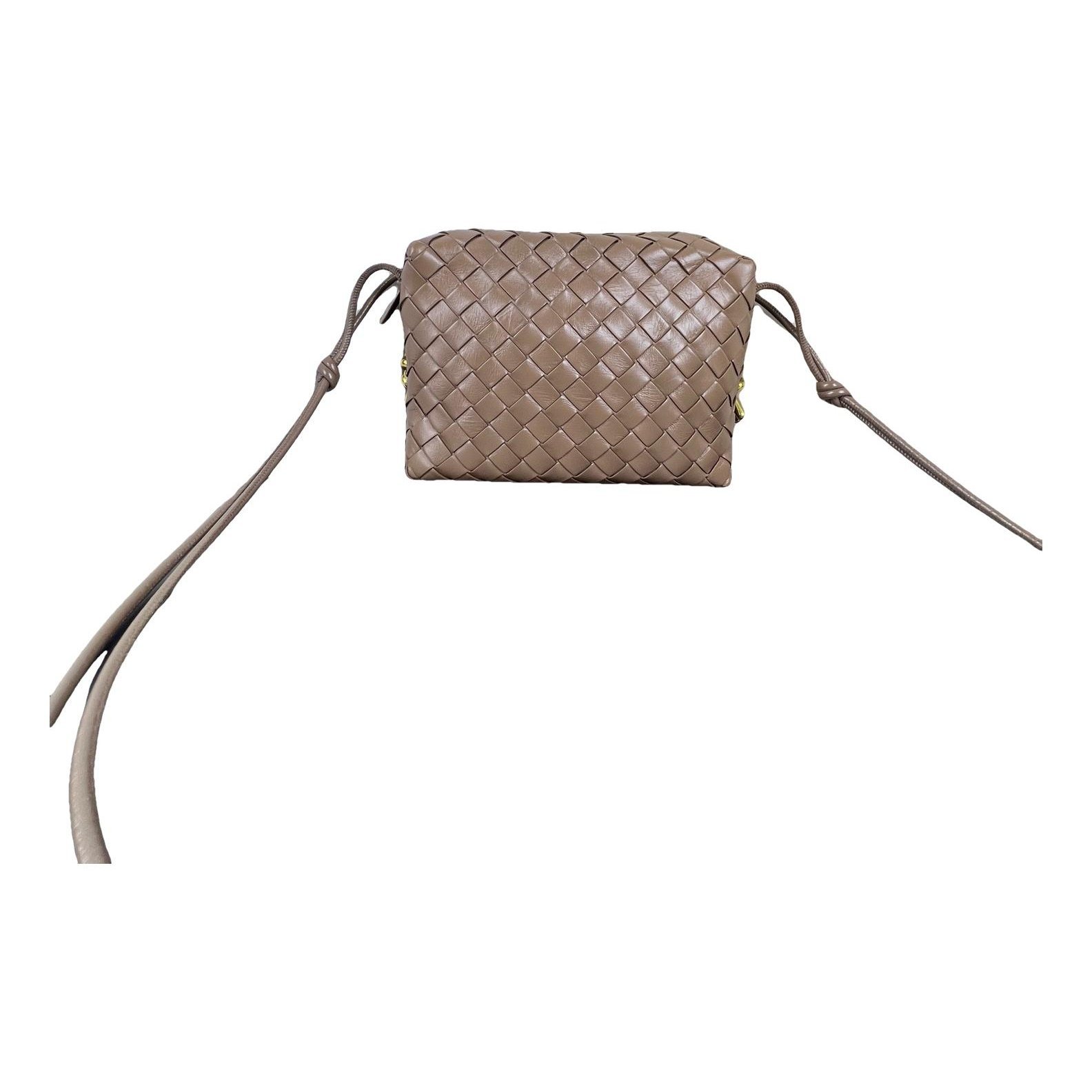 Loop leather handbag