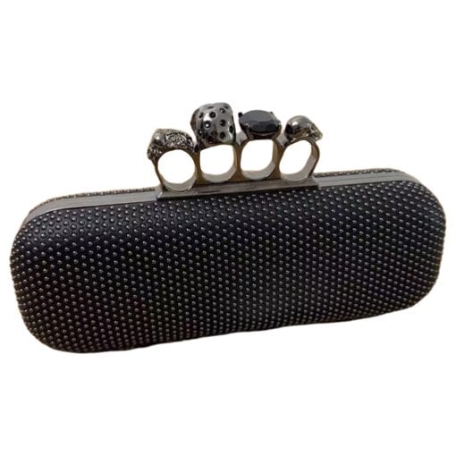 Knuckle clutch bag